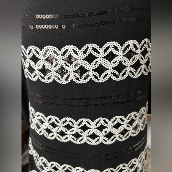 White House Black Market little black and white dress with sequins size medium - Picture 3 of 14